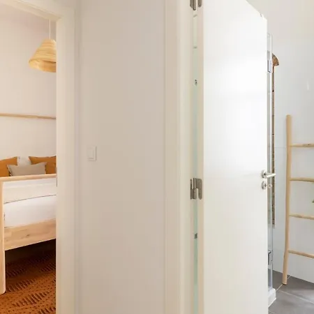 Apartment Plum Guide - Springtown Lisbon
