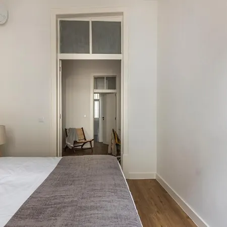 Plum Guide - Springtown Apartment Lisbon
